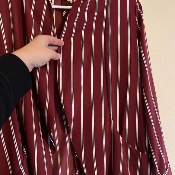 Sienna Sky Thin “Shirt” Blazer Md Maroon stripe - Picture 2 of 4